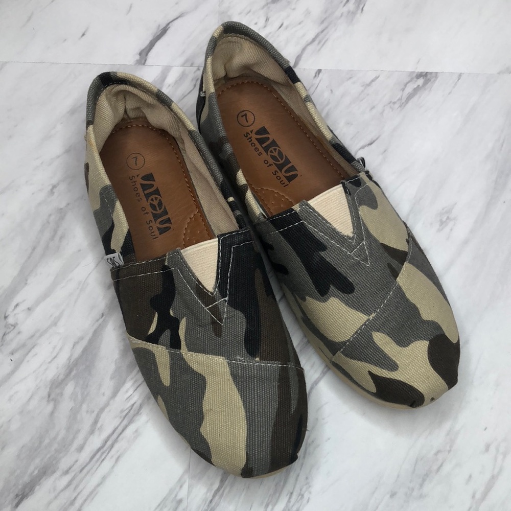 SOS Shoes of Soul Camo Canvas Slip-On Flats, Women’s 7